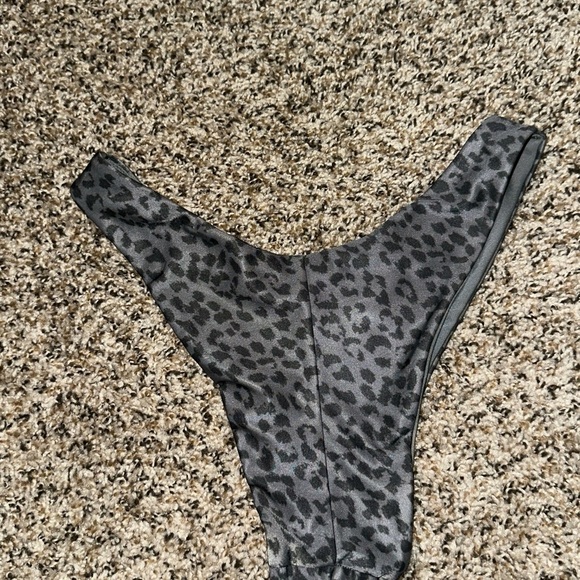 Aerie Leopard Print Bikini Bottoms - Picture 5 of 6